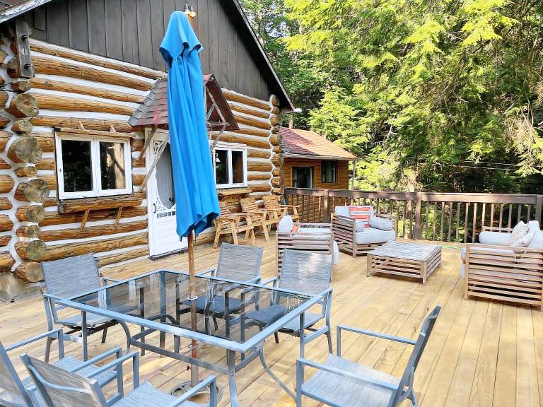 Cabin  Tiny