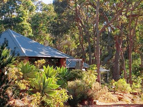 Lodge  Quindalup