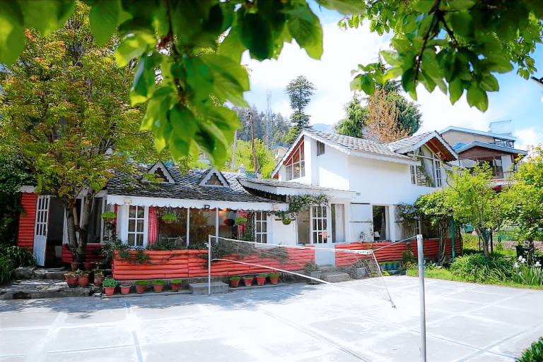 House with garden & BBQ | Perfect for remote work — photo 5