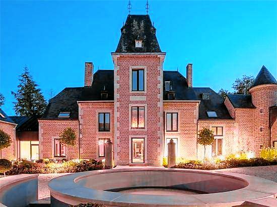 Château de Vignée in Rochefort