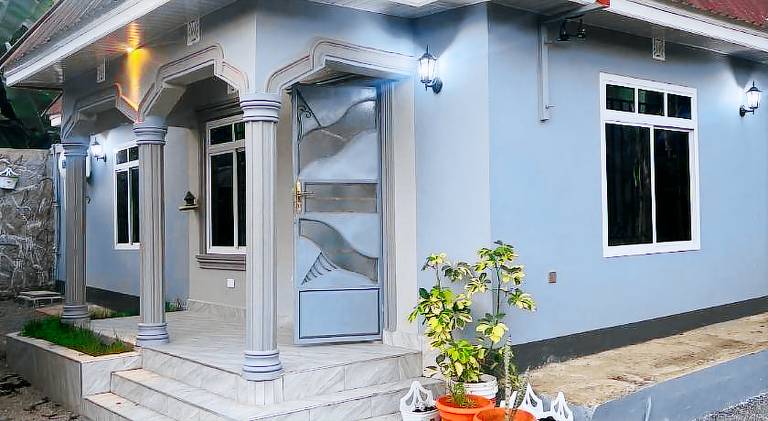 House with 2 rooms for 5 persons in Arusha