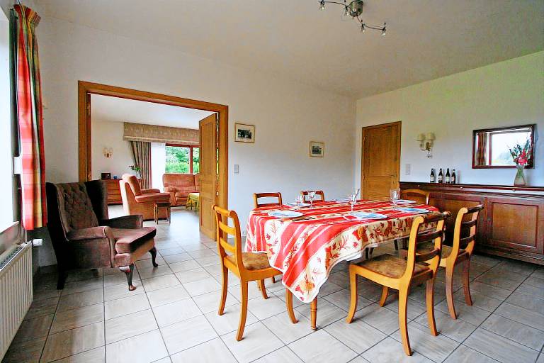 Children-friendly pleasant house with yard, barbecue & patio | Nature view | Pets allowed — photo 3