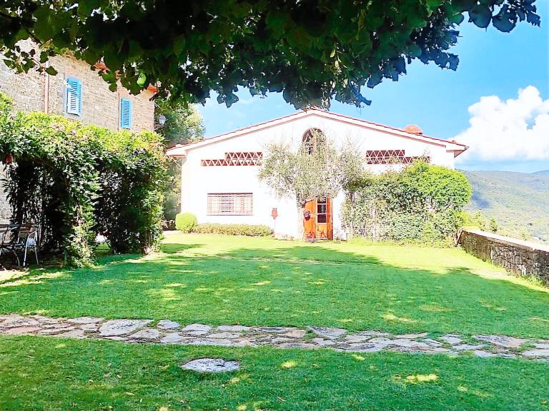 Villa mit Pool und zauberhafter Aussicht — photo 4
