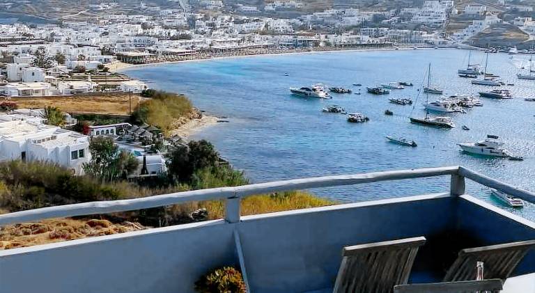 Villa with hot tub, private pool & patio in Mykonos