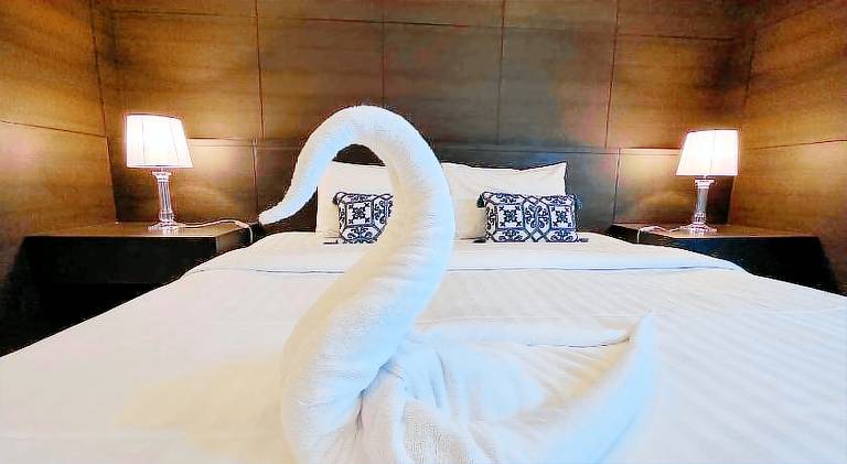 Villa with jacuzzi & pool | Pets allowed in Pattaya