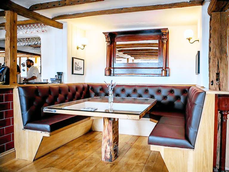 The Horse & Cart Inn — photo 5