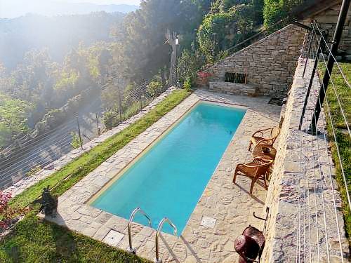 Casa Rosa panoramica piscina tra langhe e monferrato