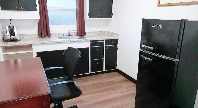 Blue Coast Inn & Suites — photo 4