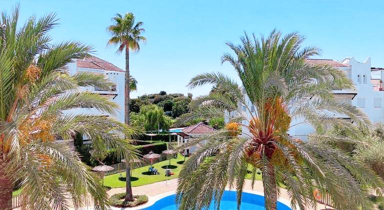 Alsol Apartaments - Las Dunas 3 Habitaciones Premium con Piscina y Jardines in Rota