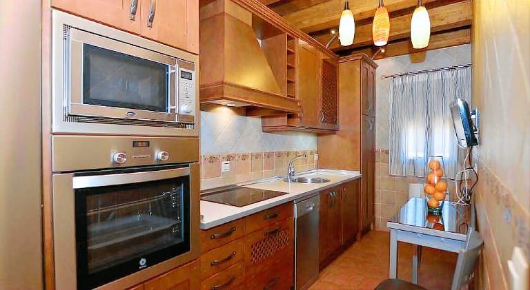 Holiday apartment with patio | Close to Toledo Cathedral — photo 3