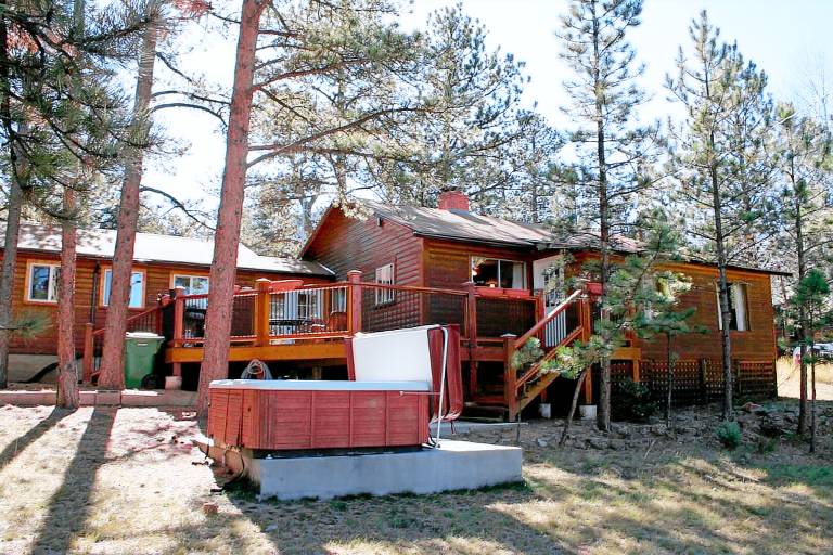 Family-oriented cabin with private pool & terrace | Pet-friendly in Estes Park, CO