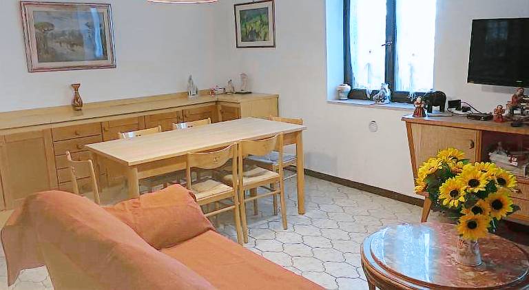 Holiday apartment with terrace & garden — photo 5