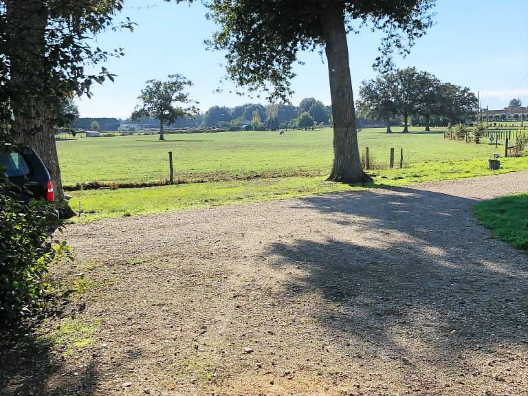 Charming Cottage Near 24H Le Mans, 3 Bedrooms, Garden, and Ping-Pong — photo 2