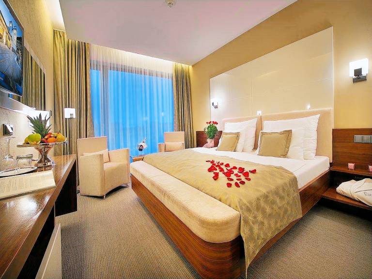 Wellness Hotel Diamant in Hluboka nad Vltavou