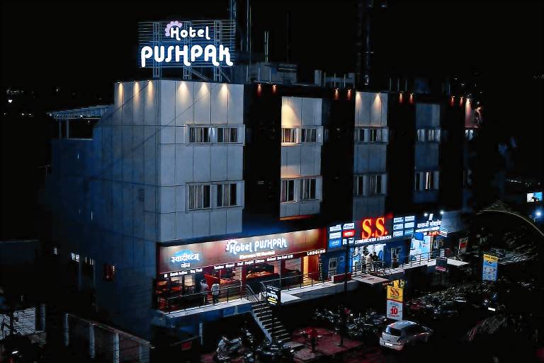 Hotel Pushpak Satara