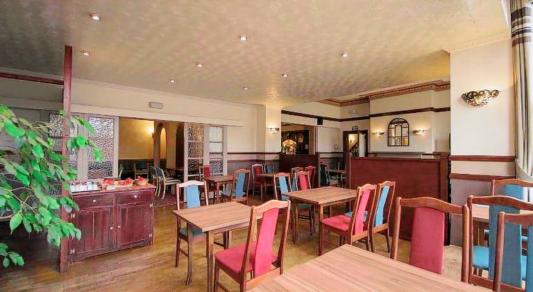 Pinegrove Hotel — photo 5