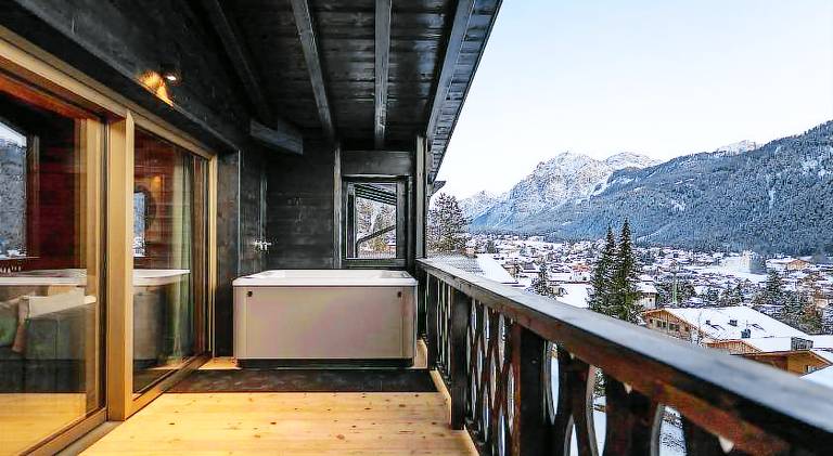 DISTINCTIVE LUXURY DOLOMITI Apartments TERRE71 — photo 2