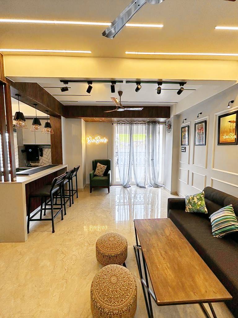 Apartment  Six Mile