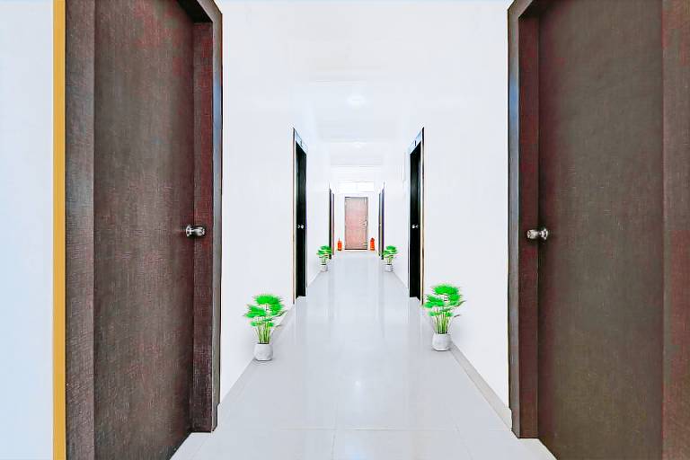 Super Hotel O Aura Hotel Rajdhani Residency