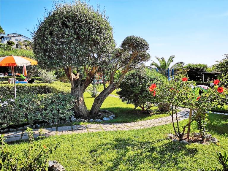 Children-friendly beautiful holiday apartment with grill & garden | Nature view | Beach nearby | Pet-friendly — photo 4