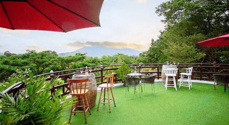 Issara Boutique Winery Hotel — photo 4