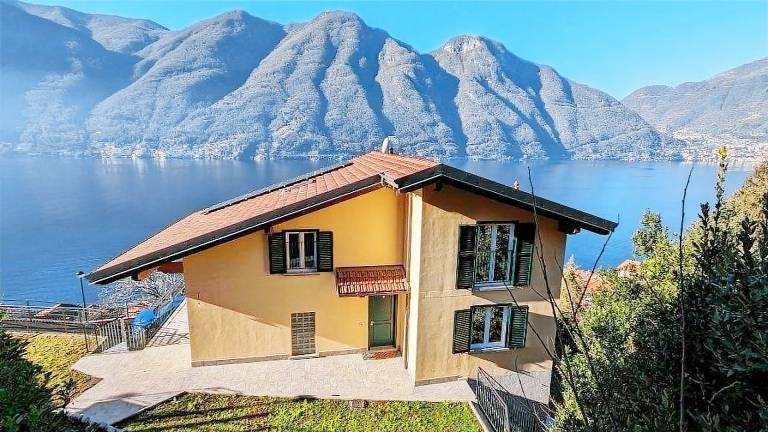 Ferienhaus  Nesso