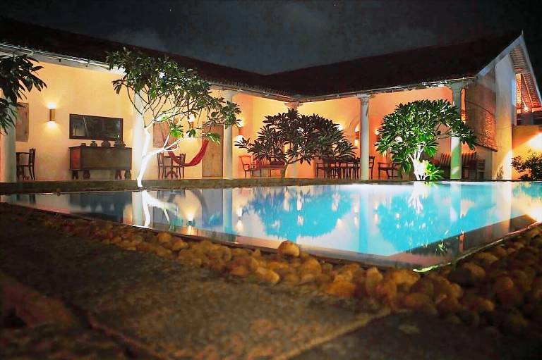 Villa with pool, barbecue & yard | Suitable for remote work in Unawatuna