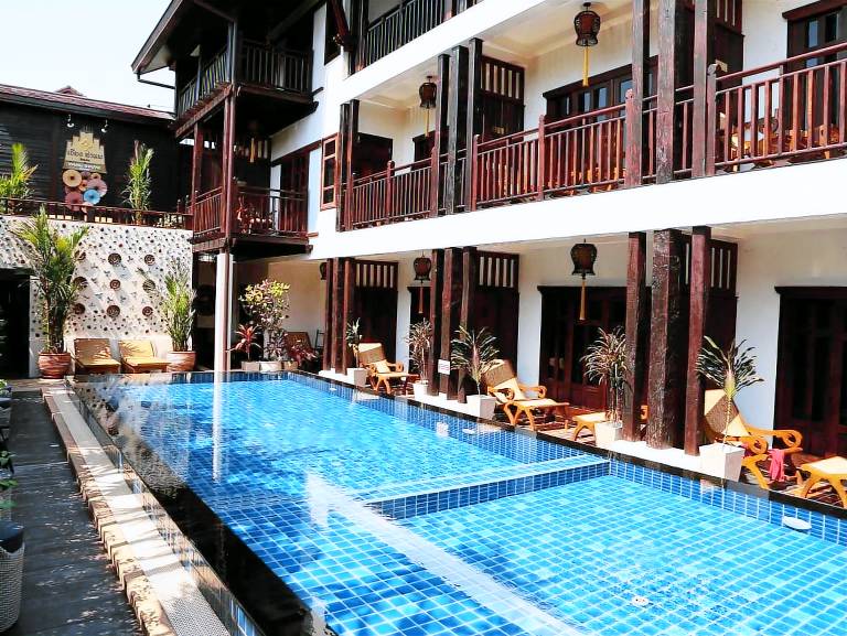 Resort  Old City