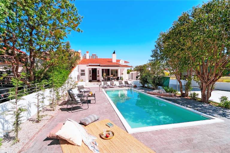 Ixian Bliss Pool Villa