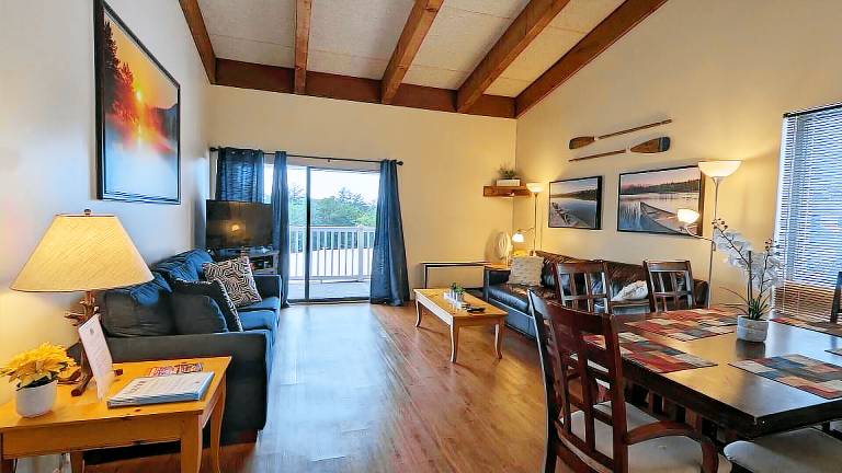 Condo Laconia