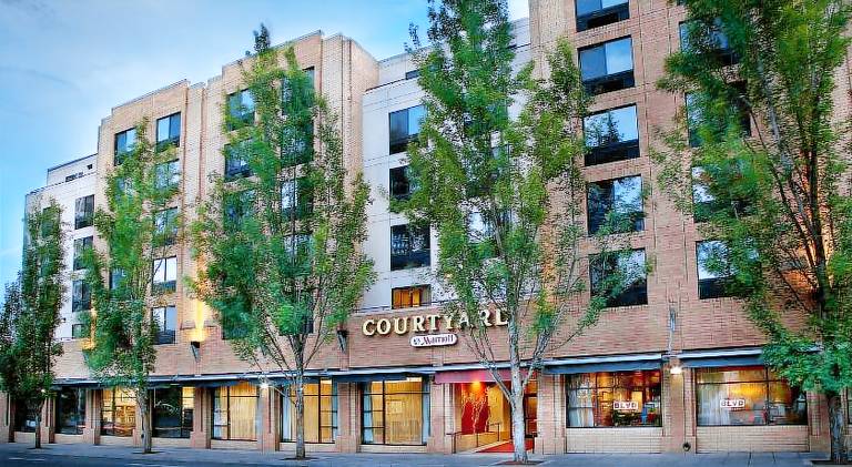 Courtyard by Marriott Portland Downtown/Convention Center in Portland, OR