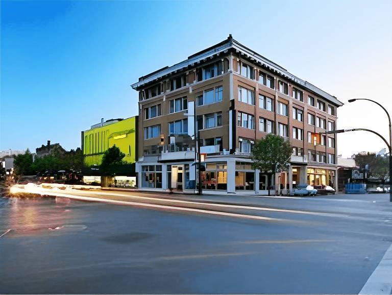 Hotel Rialto in Victoria, BC