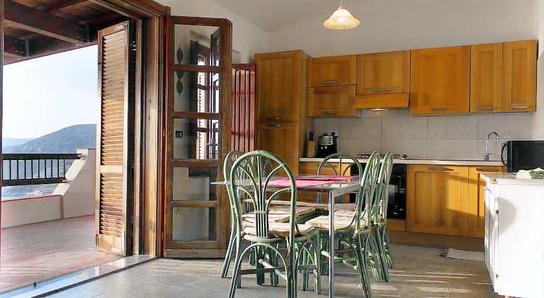 House with 3 rooms for 6 persons — photo 3