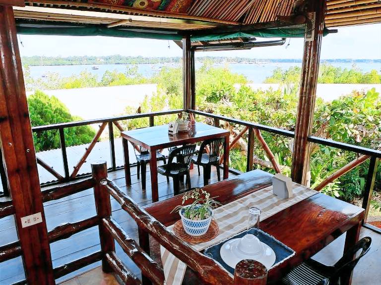 Marina de Bay Tourist Inn — photo 4