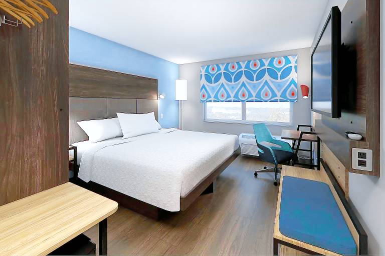 Tru by Hilton Midland East — photo 4