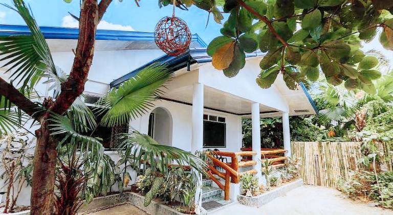 Nice house | Beach nearby | Dogs allowed in General Luna