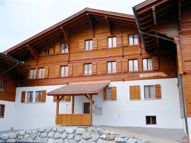 Ferienwohnung in Gstaad für max. 2 Personen Ferienwohnung in Gstaad für max. 2 Personen