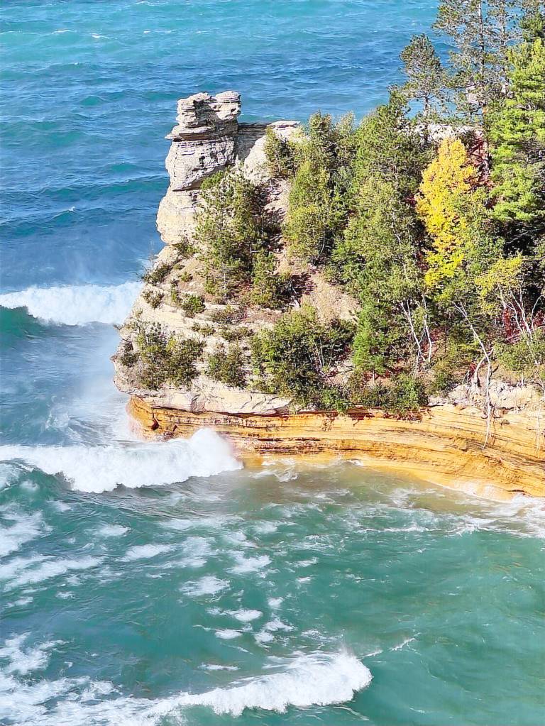 Lodge Munising