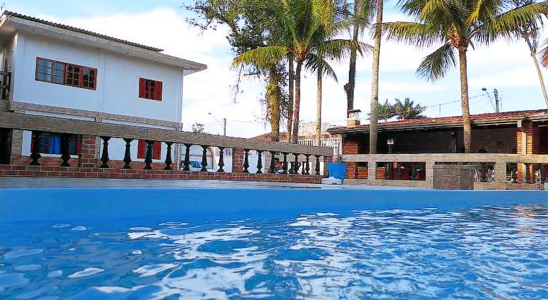 Casarao Pertinho da Praia in Bertioga