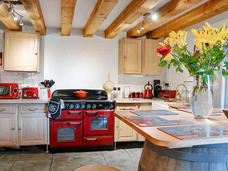 Children-friendly nice cottage with garden | Pets are welcome — photo 5