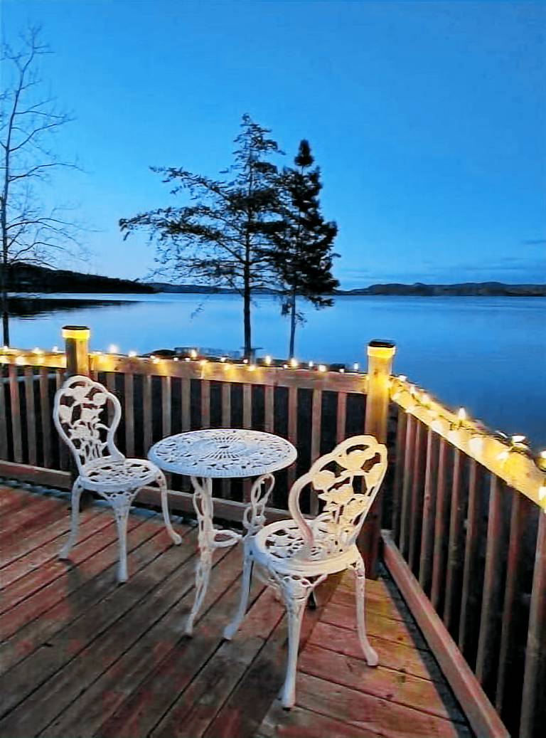 Cabin Point Leamington