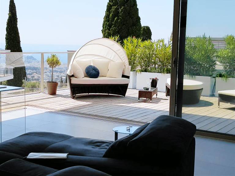Condo with terrace, sauna & BBQ | Panoramic view — photo 4
