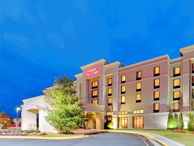 Hampton Inn & Suites Fredericksburg South — photo 3