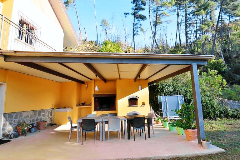 Fully equipped nice vacation home with grill, pool & yard | Nature view | Pets allowed — photo 3