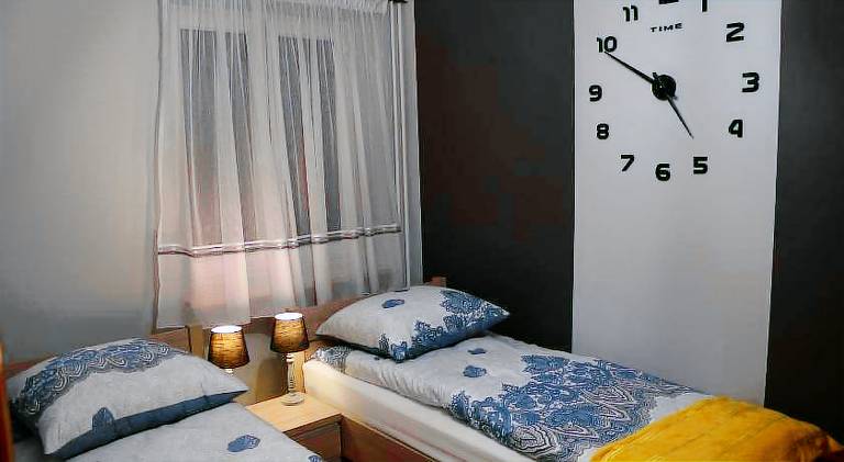 Rental apartment with 2 rooms for 6 persons in Kielce