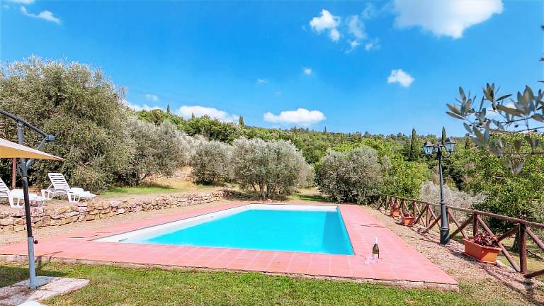 Villa with private pool, yard & barbeque — photo 5