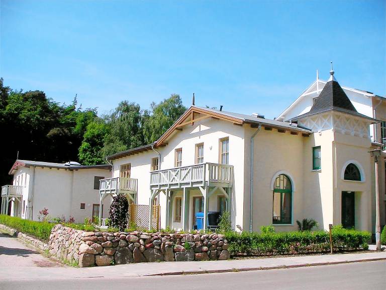 Family-oriented wonderful rental apartment | Pets are welcome in Kuehlungsborn