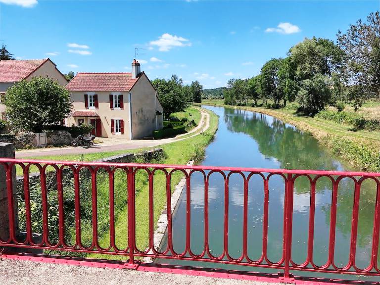 Maison de vacances Lucy-sur-Yonne