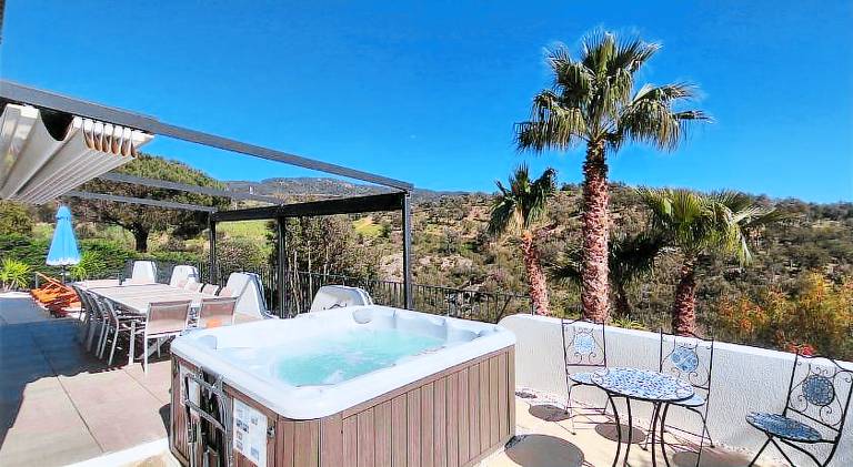 La Bohem'Azur Villa Golfe St Tropez 170m2 5 chambres Piscine Spa Magnifique Vue Degagee Deco Boheme — photo 4