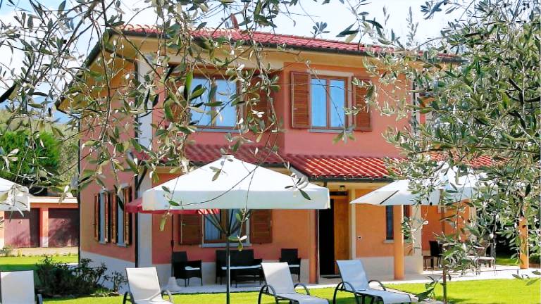 Villa with terrace, private pool & grill — photo 3